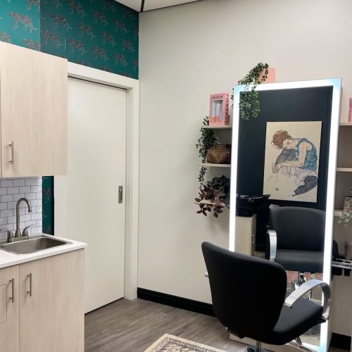 High End Nail Salon Suites For Lease in Pittsburgh, PA - MY SALON Suite - South Hills